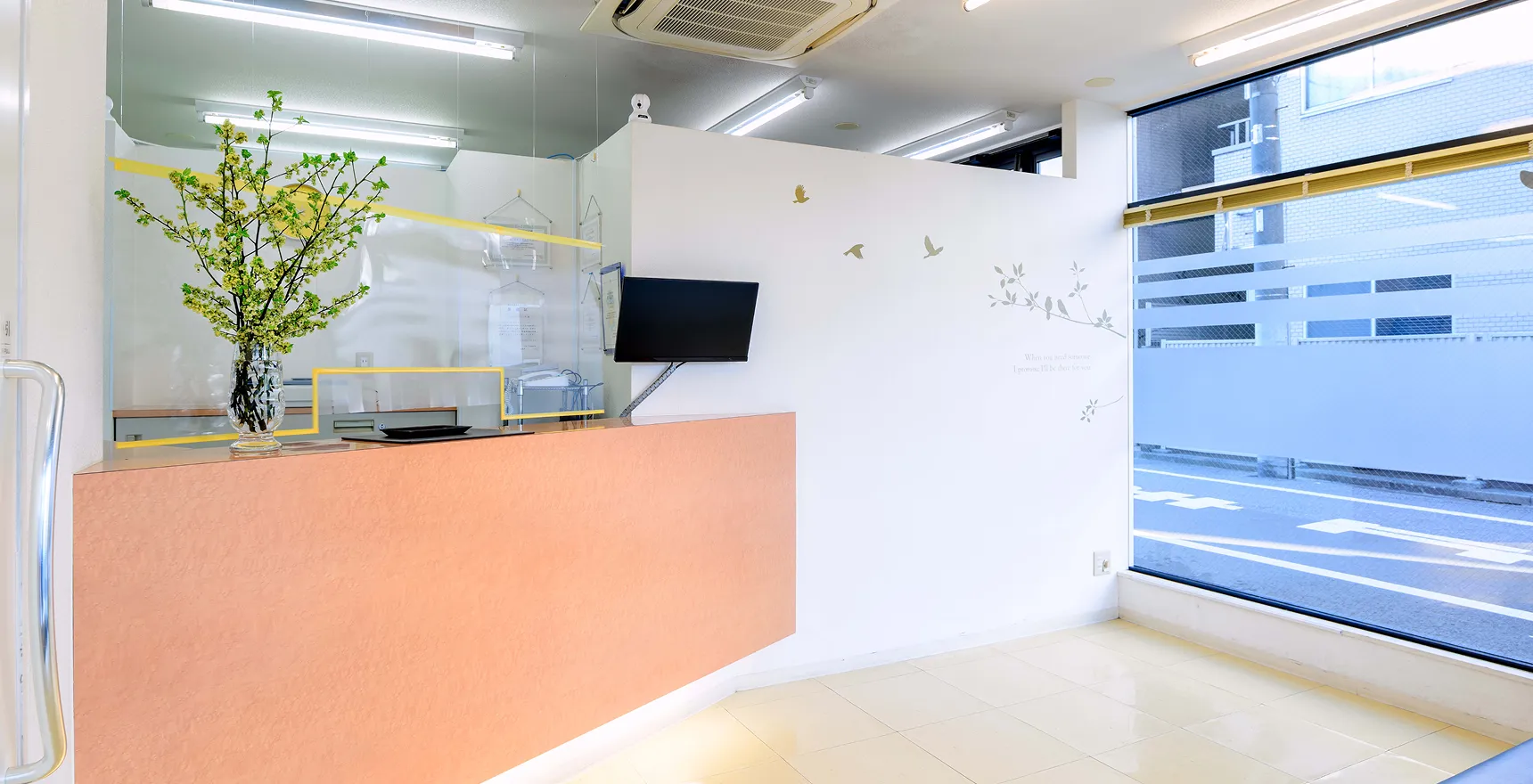 内科クリニック(老朽化エアコンの更新)