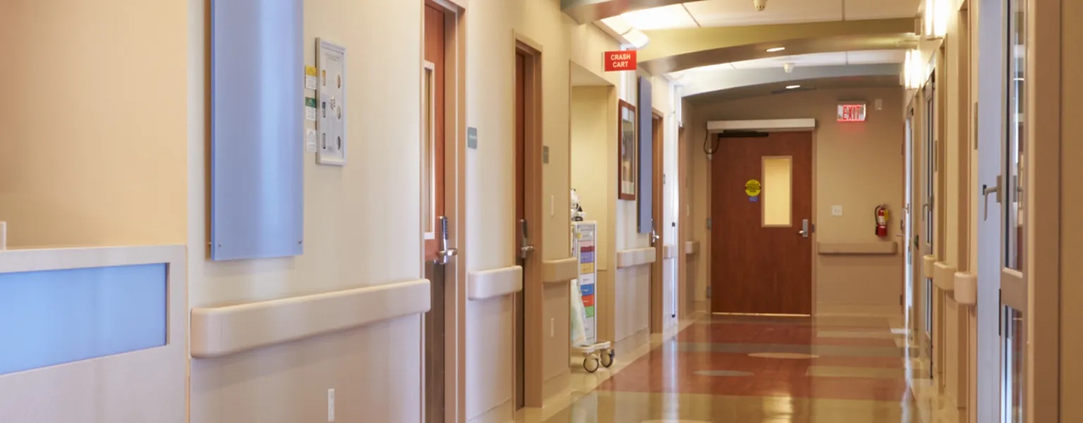 病院・クリニックの空調工事なら、信頼と実績のハイテクノへ