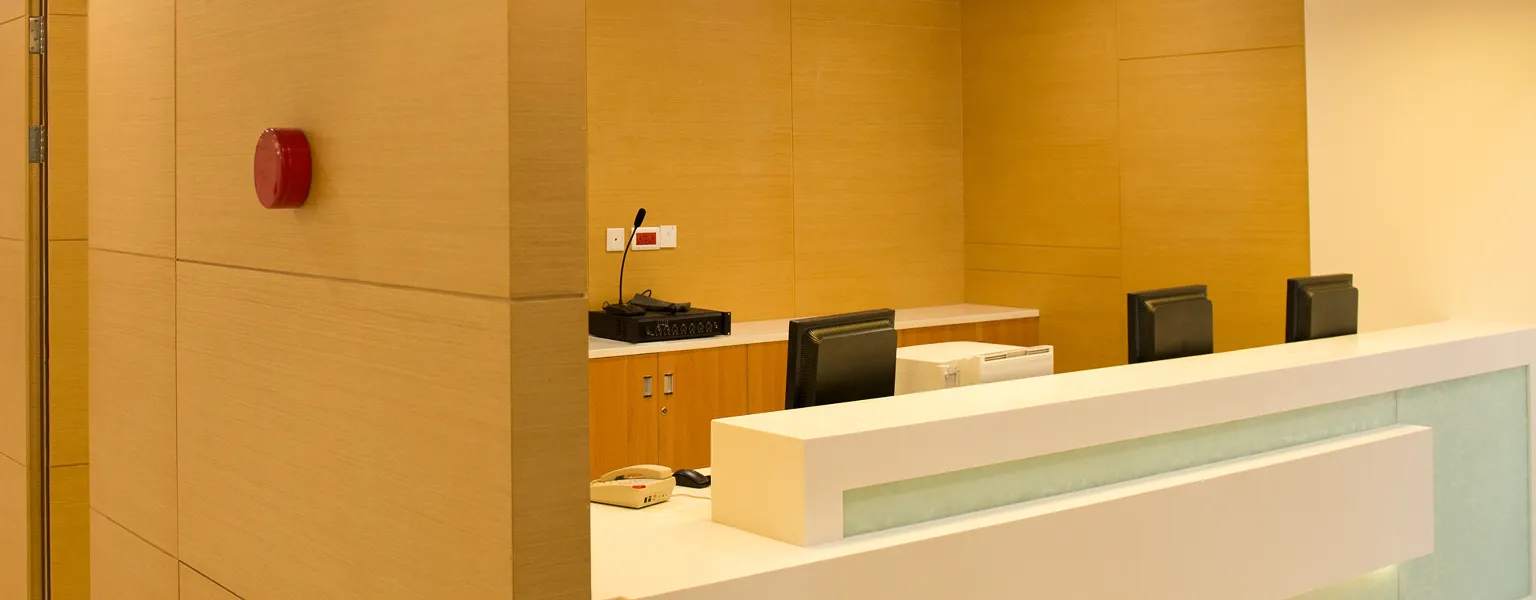 病院・クリニックの空調工事なら、信頼と実績のハイテクノへ